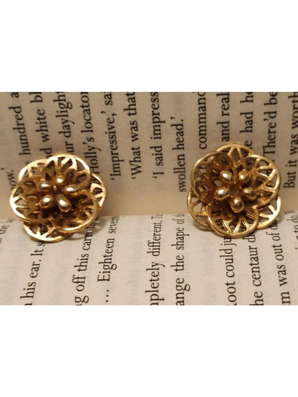 2/$12 SALE Clip On Earrings Gold Tone Flower Shape